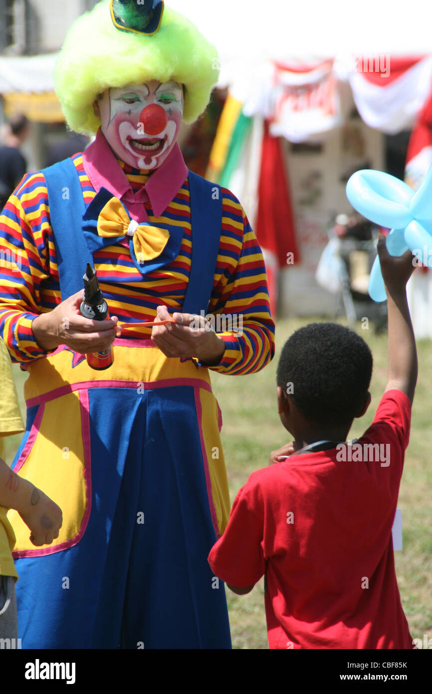 detail of clown at ethnic event in rome italy Stock Photo - Alamy, image size:866x1390