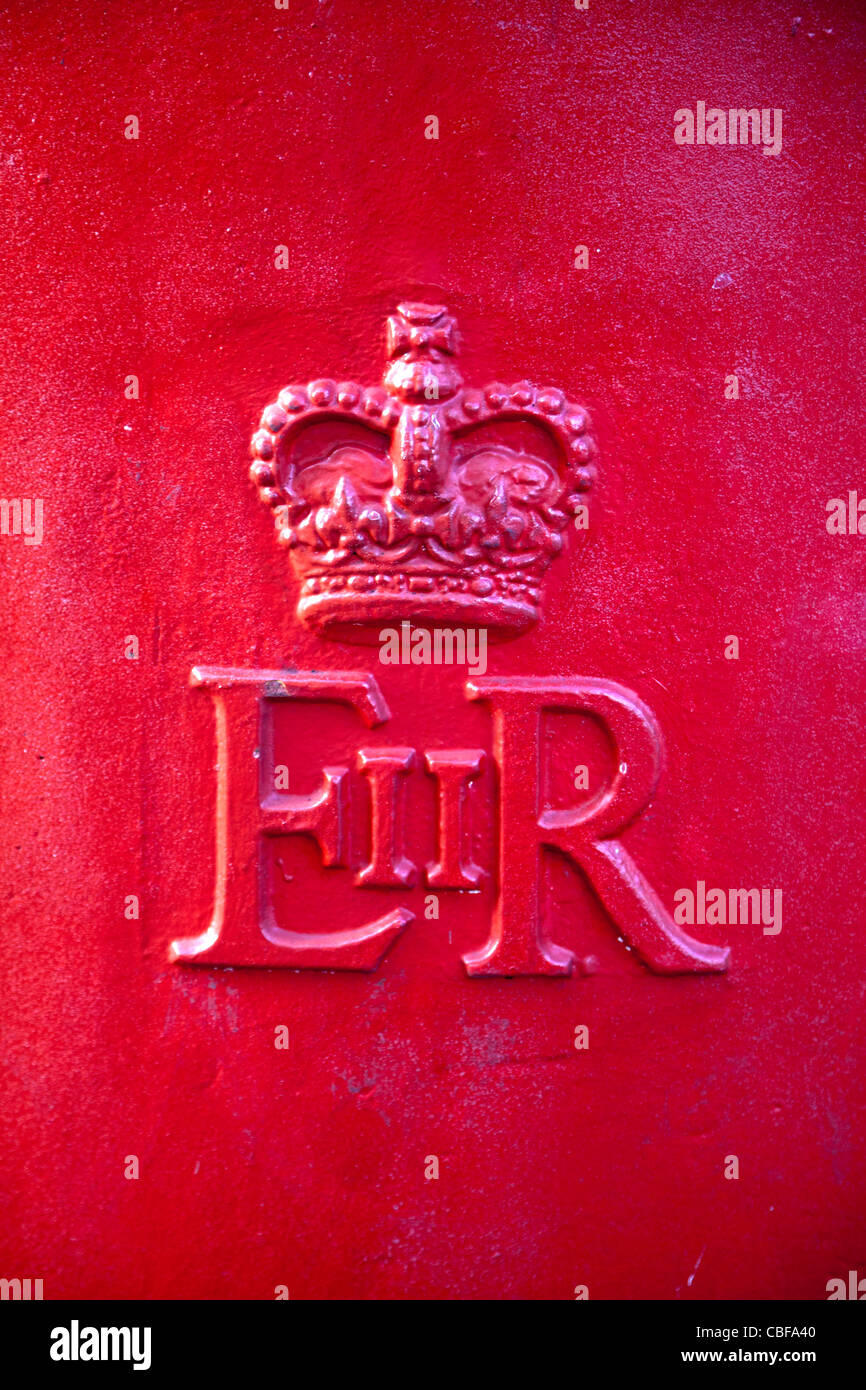 ER (sign on Postbox ) - London UK Stock Photo
