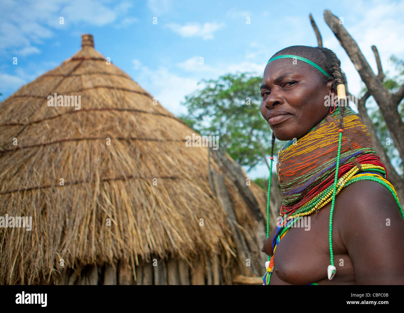Mwila tribe woman angola hires stock photography and images Alamy