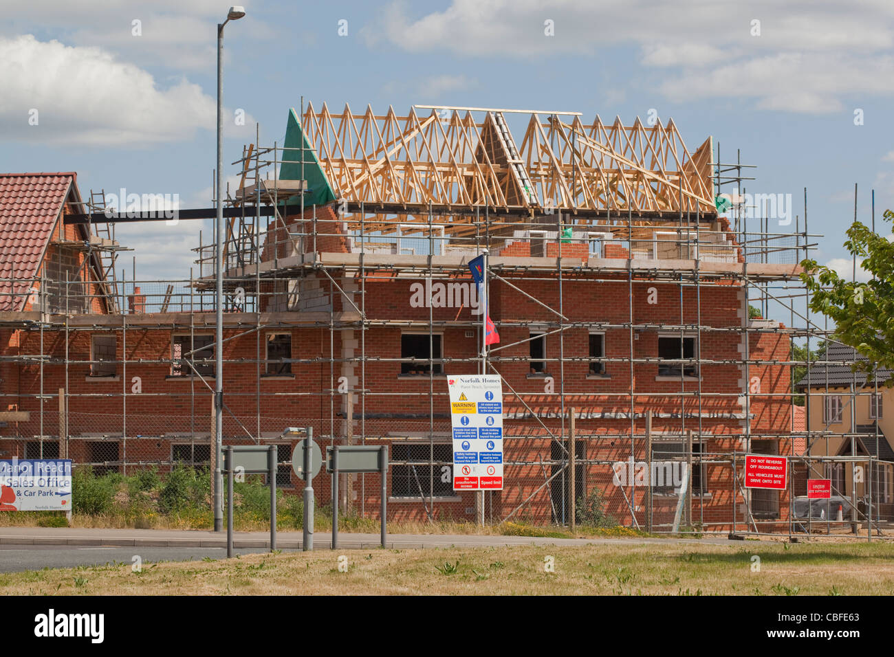 Scaffolding materials hires stock photography and images Alamy