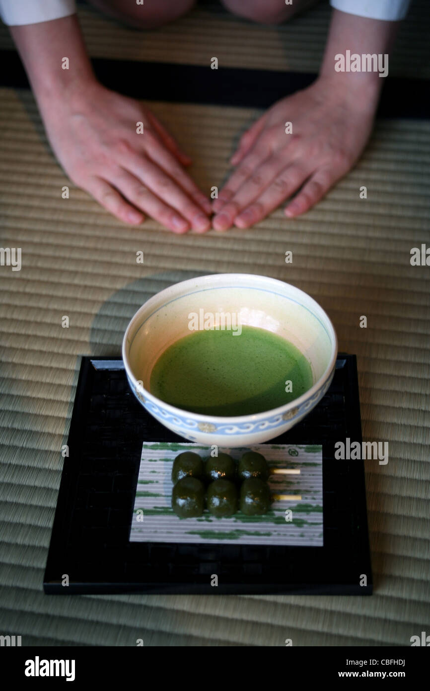 Japanese tea ceremony Stock Photo Alamy