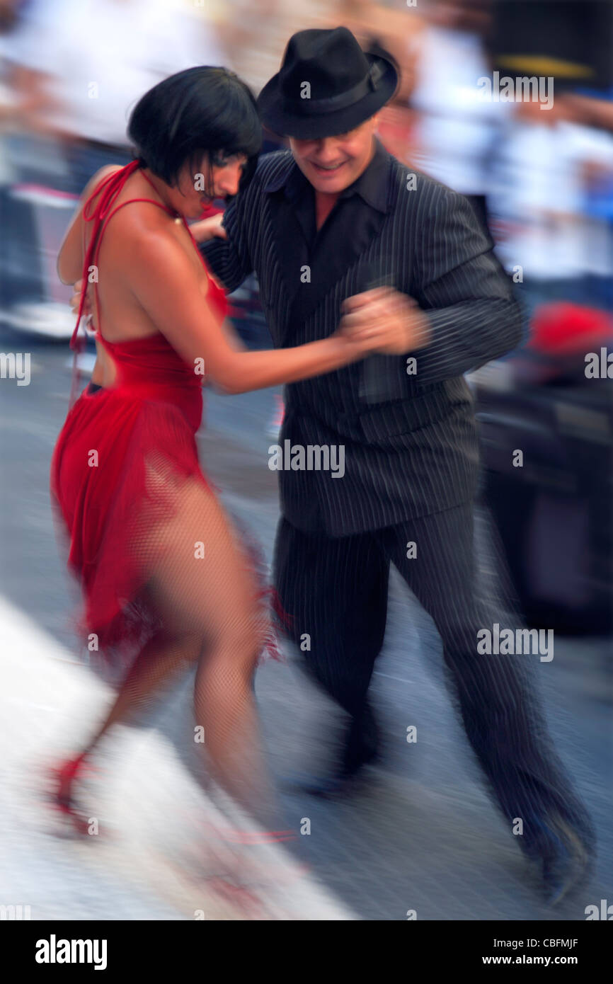 tango dancers  at a street performance in Florida Street. Buenos Aires, Argentina Stock Photo
