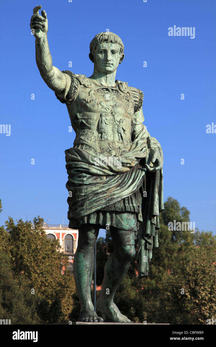 Naples italy statue hires stock photography and images Alamy