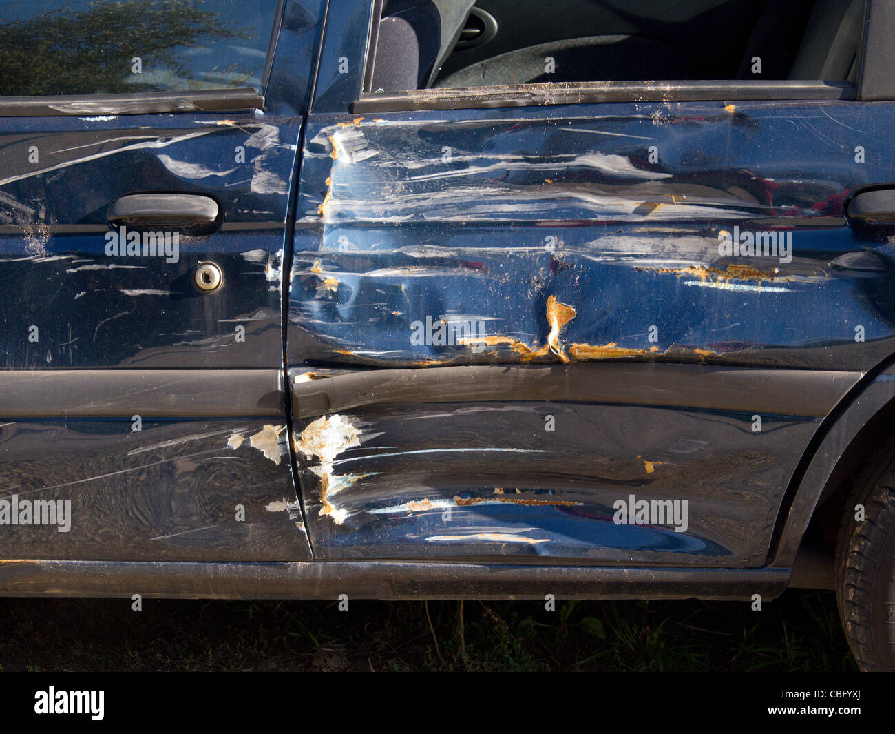 Damaged car door Stock Photo Alamy