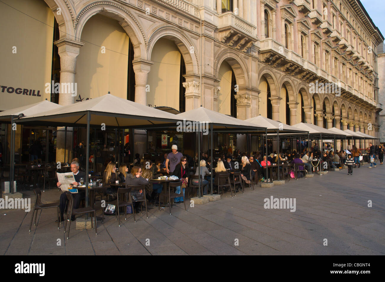 Autogrill cafe terrace Galleria Vittoria Emanuele II shopping centre at