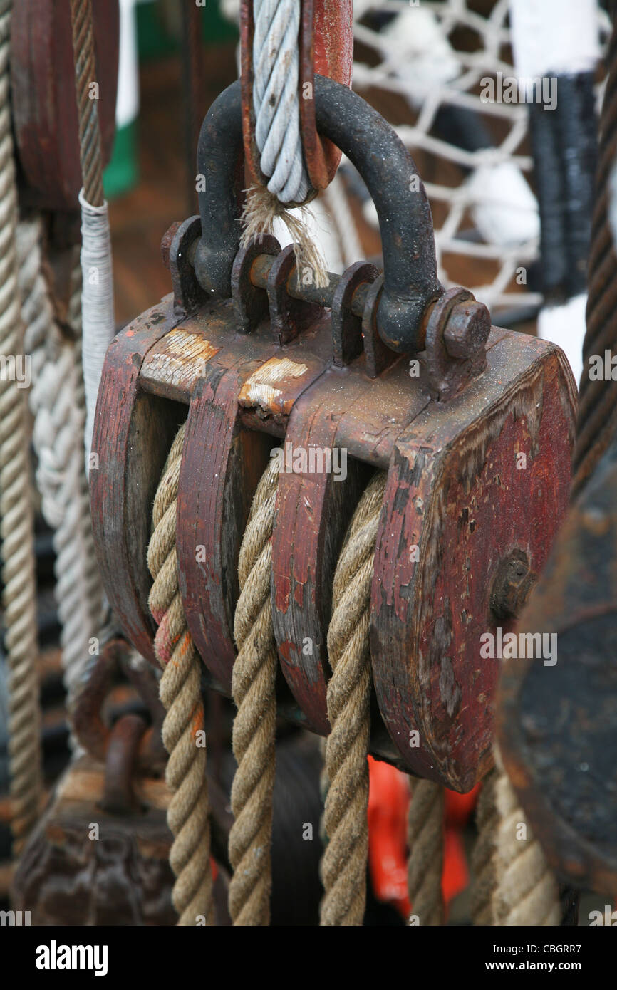 vessel equipment. Rigging Stock Photo - Alamy