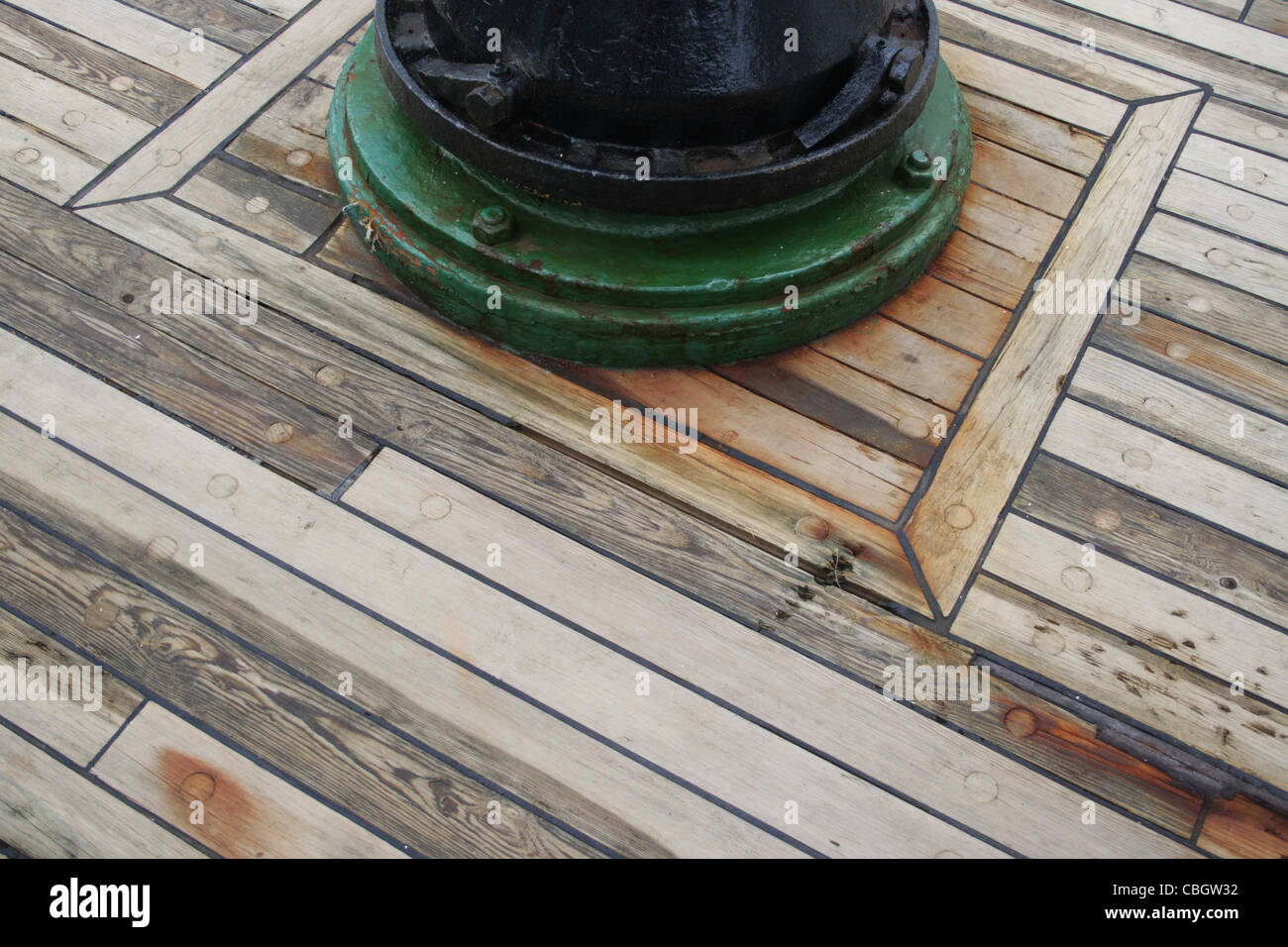 Deck rigging hi-res stock photography and images - Alamy