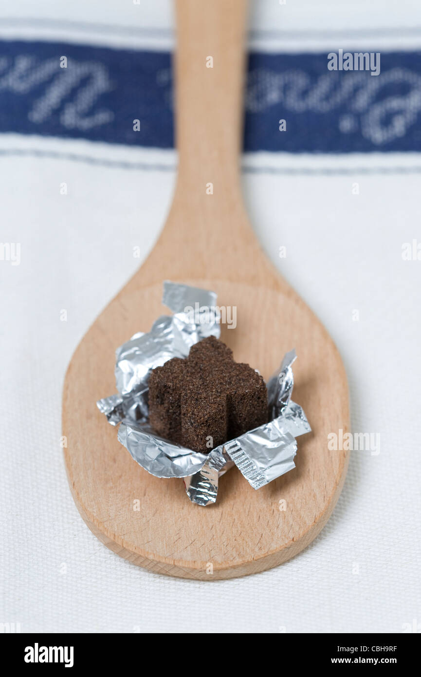 Wrapped cube hires stock photography and images Alamy