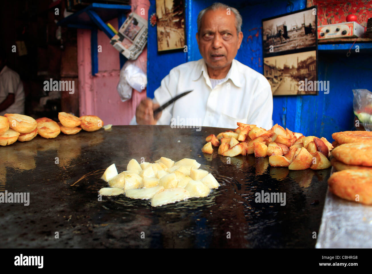Street food vendor at old Delhi Stock Photo