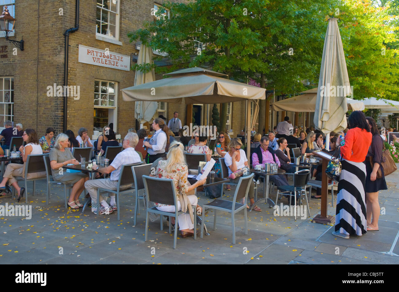 Duke of york square hires stock photography and images Alamy