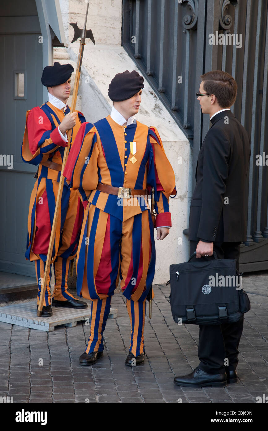 Swiss Guards talking to a Priest, Vatican, Rome Stock Photo - Alamy