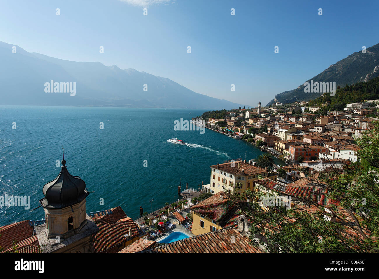 Panorama di limone sul garda hi-res stock photography and images - Alamy