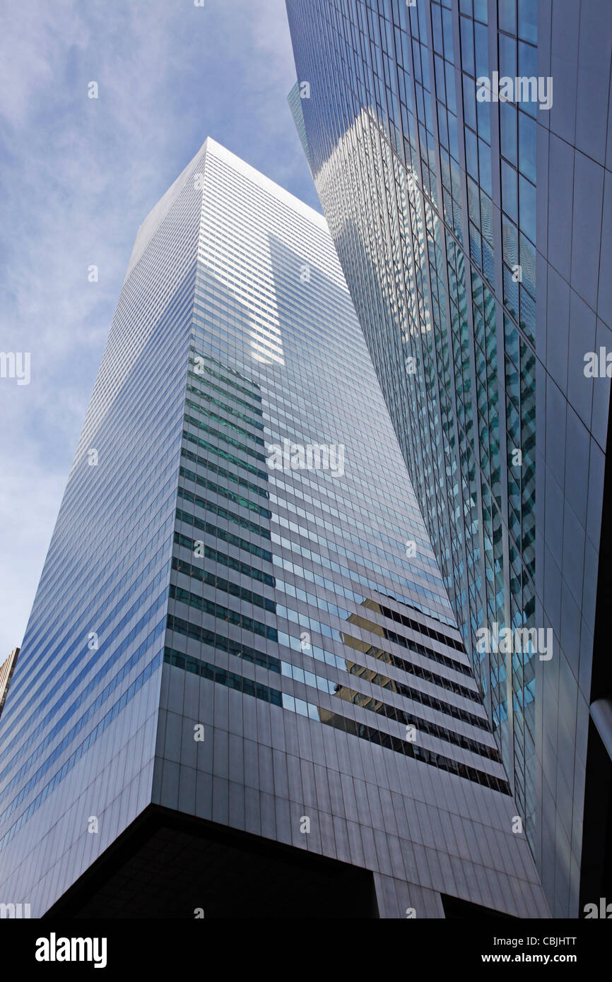 Tall modern skyscrapers and office blocks in New York, United States of America Stock Photo