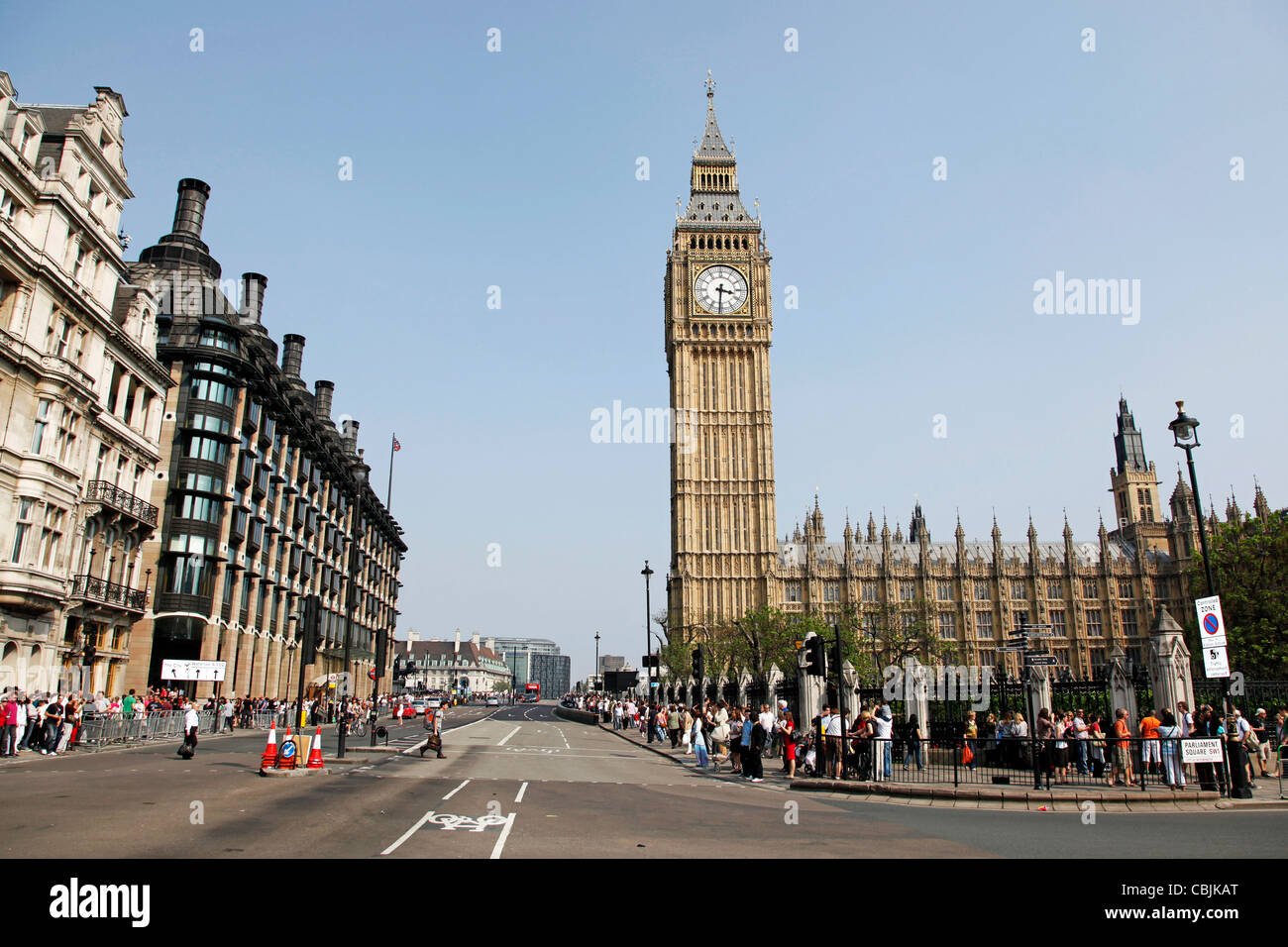 Big Ben and the Houses of Parliament in Parliament Square, London, England Stock Photo
