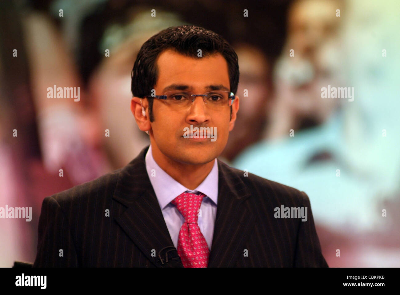 Al jazeera arabic channel anchor hi-res stock photography and images ...