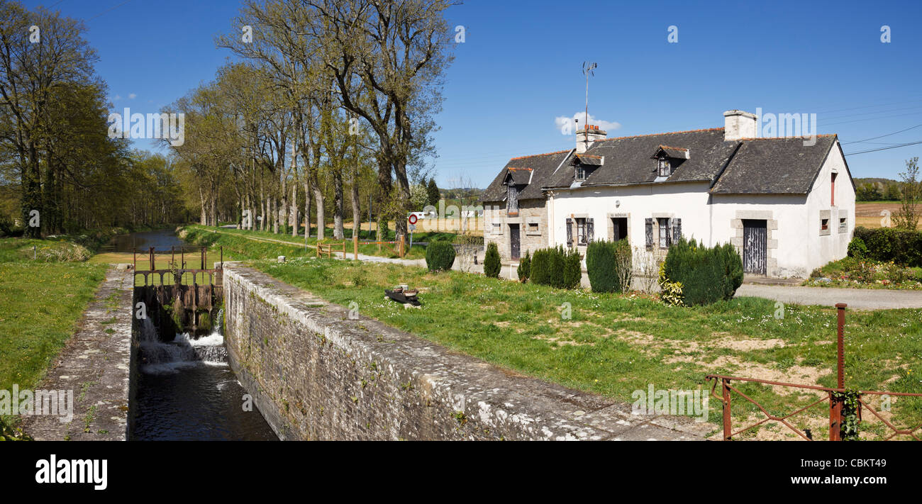 Lockkeepers Cottage Stock Photos Lockkeepers Cottage Stock