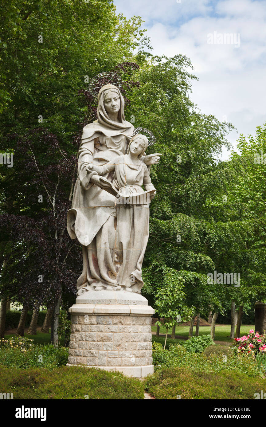 Statue of st anne hires stock photography and images Alamy