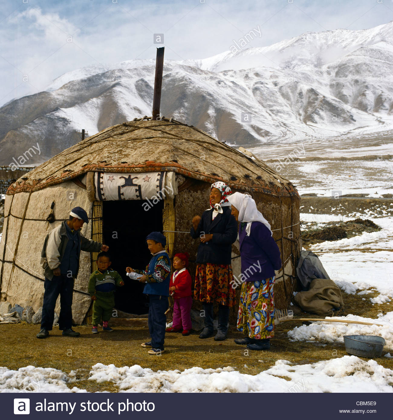 china-kirghiz-nomads-yurts-nr-karakuli-l