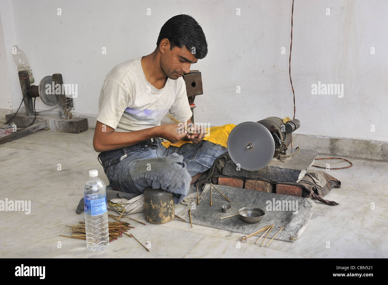 Stone polishing hires stock photography and images Alamy