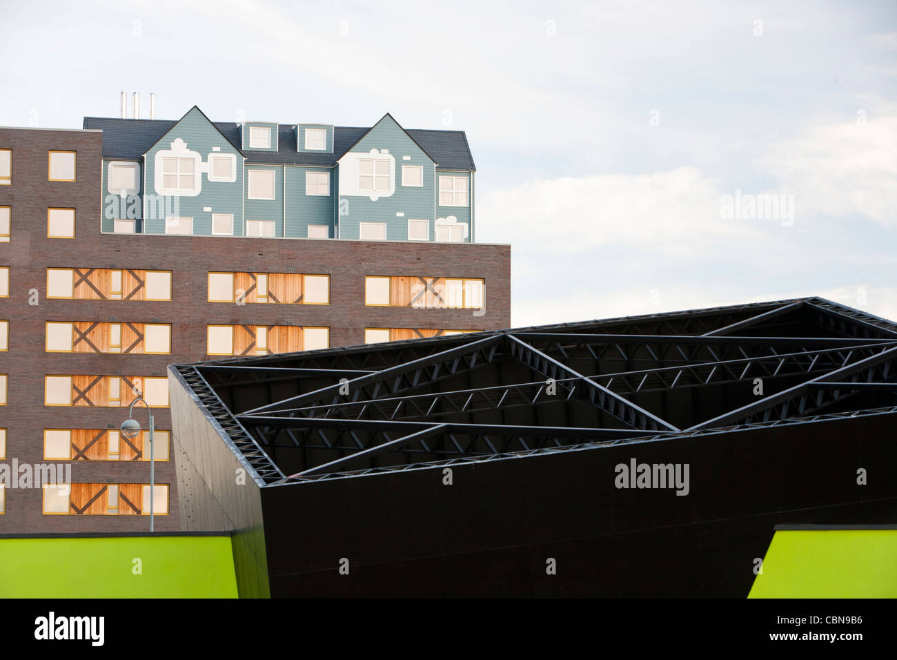 Curated Efficient Green Apartment Block Gallery View 36