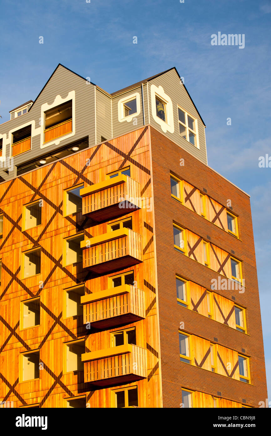 Curated Efficient Green Apartment Block Gallery View 41