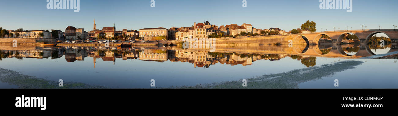 Panorama of the town of Bergerac, on the Dordogne River in central France, seen on a clear evening in autumn. Stock Photo