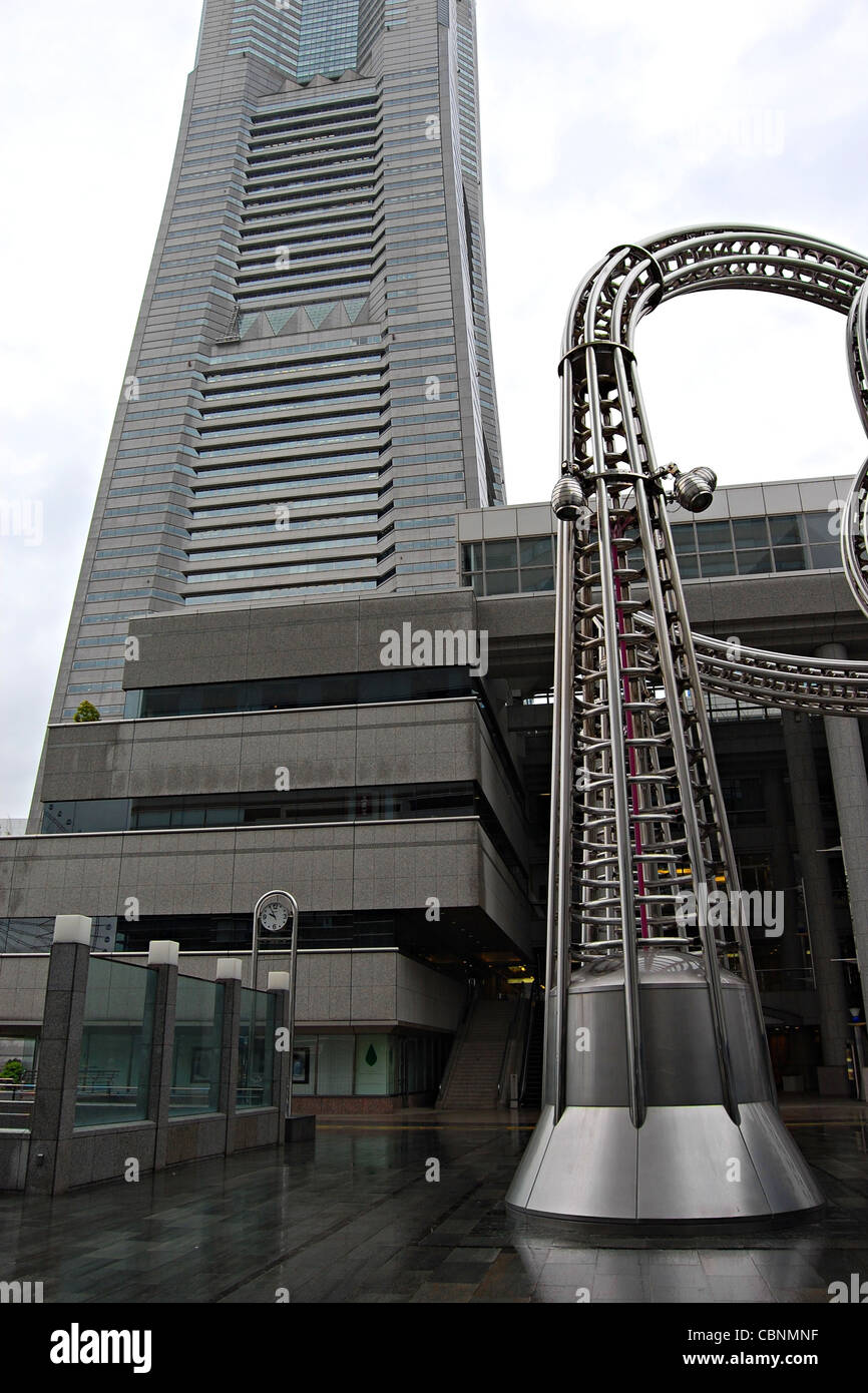 Stainless Steel Sculpture, Queen's Square Mall, Minato Mirai, Yokohama