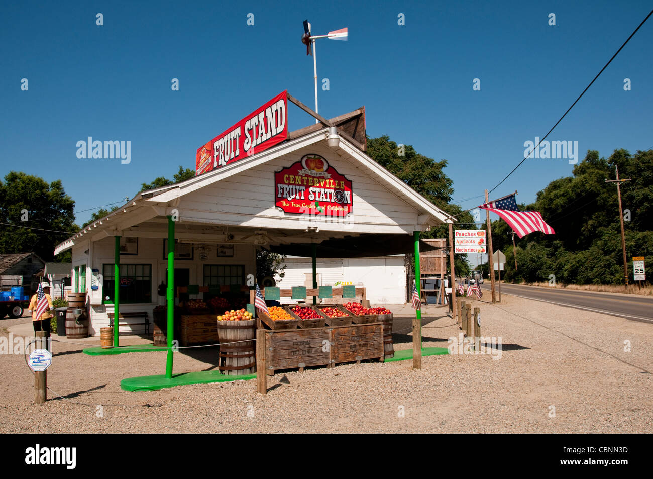 Roadside fruit stand near Fresno in Centreville California on road to Stock Photo: 41659505 - Alamy