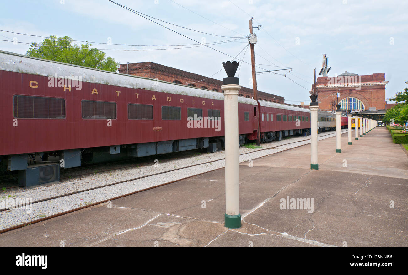 Tennessee Chattanooga Chattanooga Choo Choo Historic Hotel Old Railroad Cars Are Now Used As Restaurants And Rooms Stock Photo Alamy