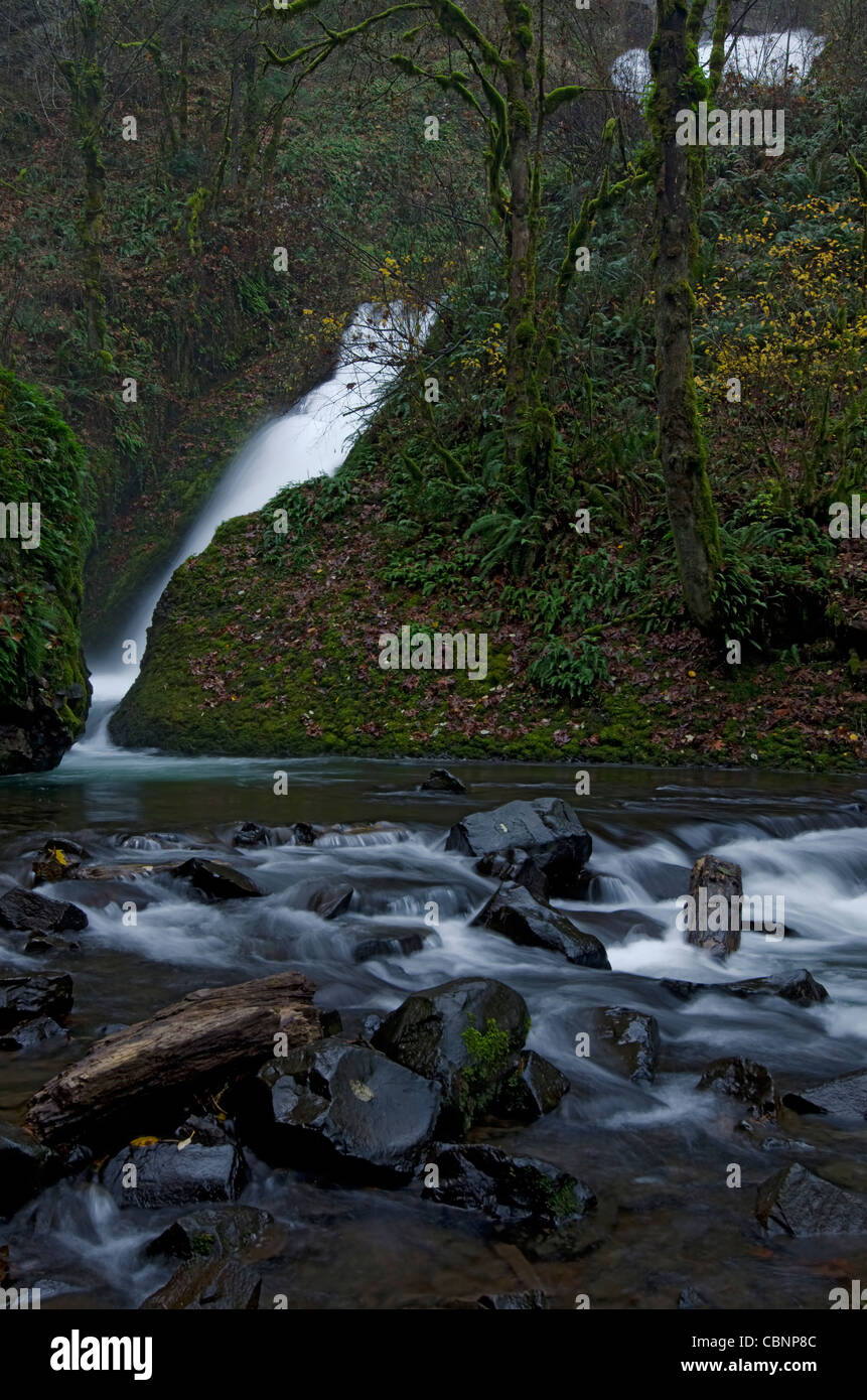 Bridal Veil Falls in the Columbia River Stock Photo Alamy