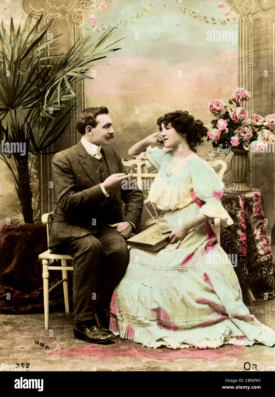 1900s Couple Talking Together Stock Photo