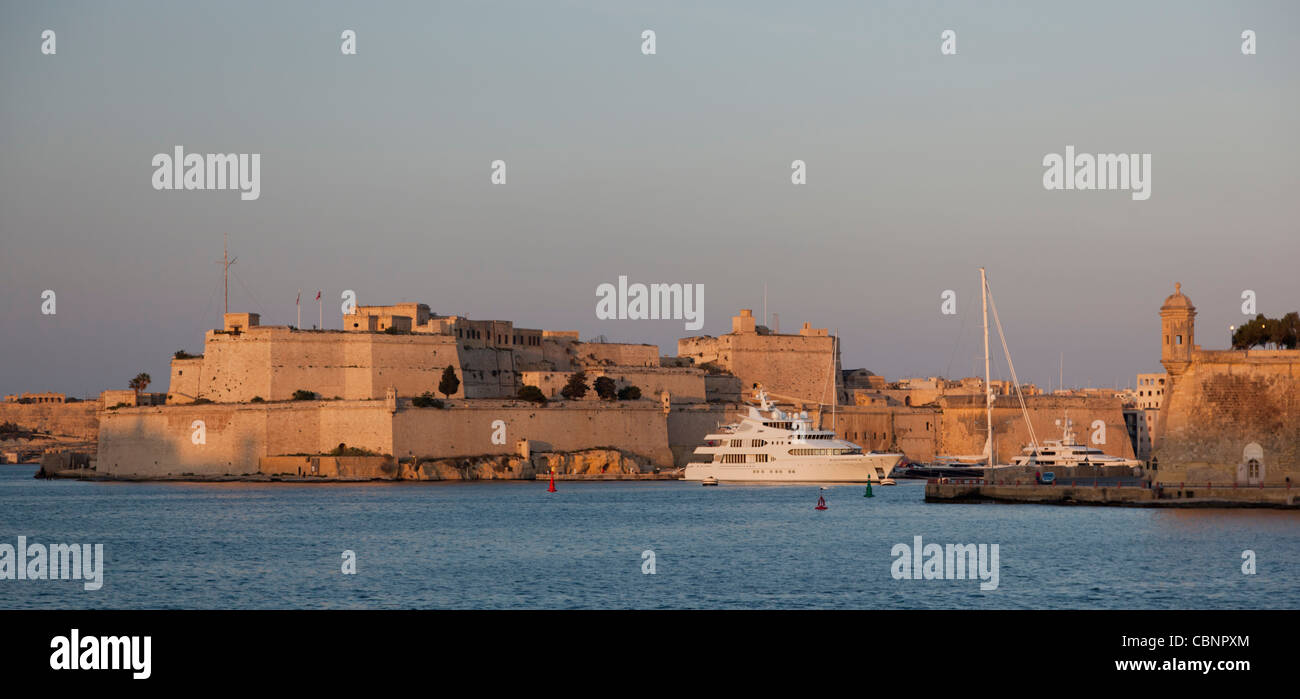 Panorama of the Three Cities built on two promontories of land jutting into the Grand Harbour in Malta. Stock Photo
