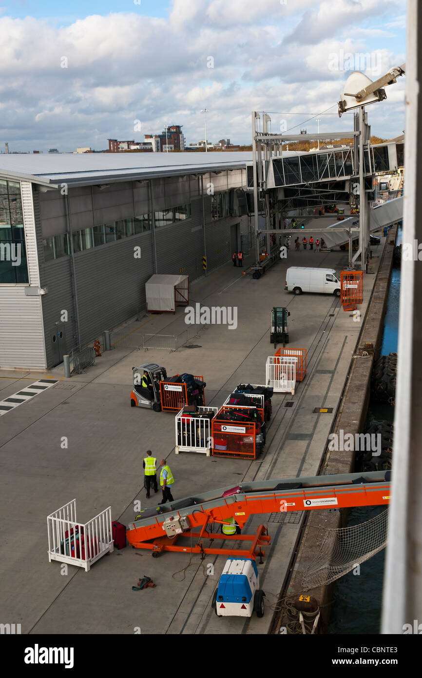 Suitcases Loading on Cruise Ship Southampton Docks Stock Photo Alamy
