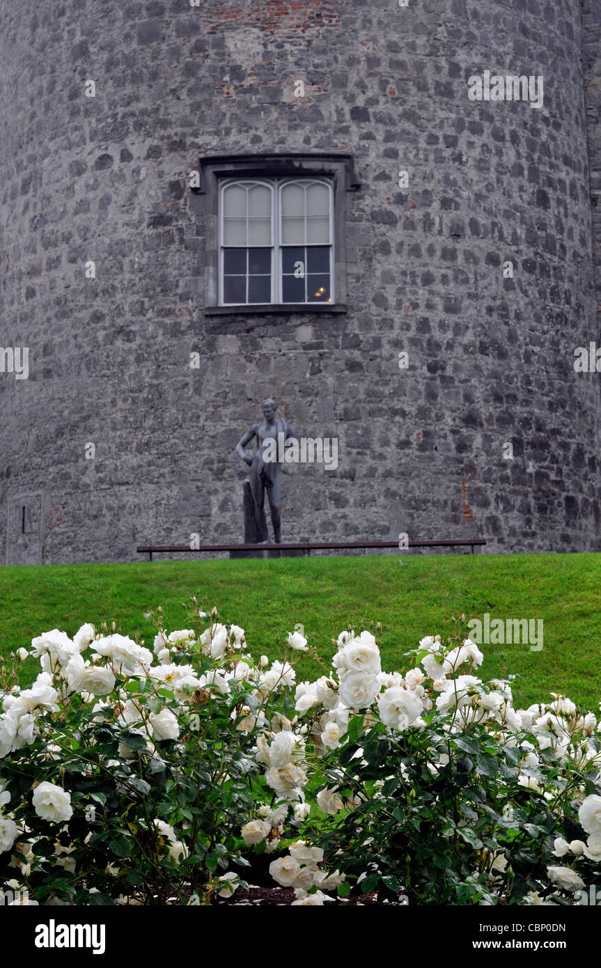 Norman stone castle hi-res stock photography and images - Alamy