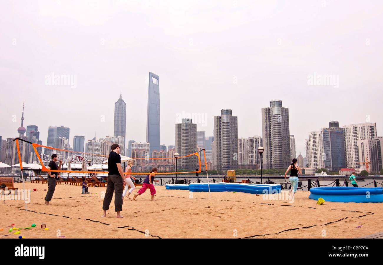 Chinese beach volleyball players hi-res stock photography and images ...