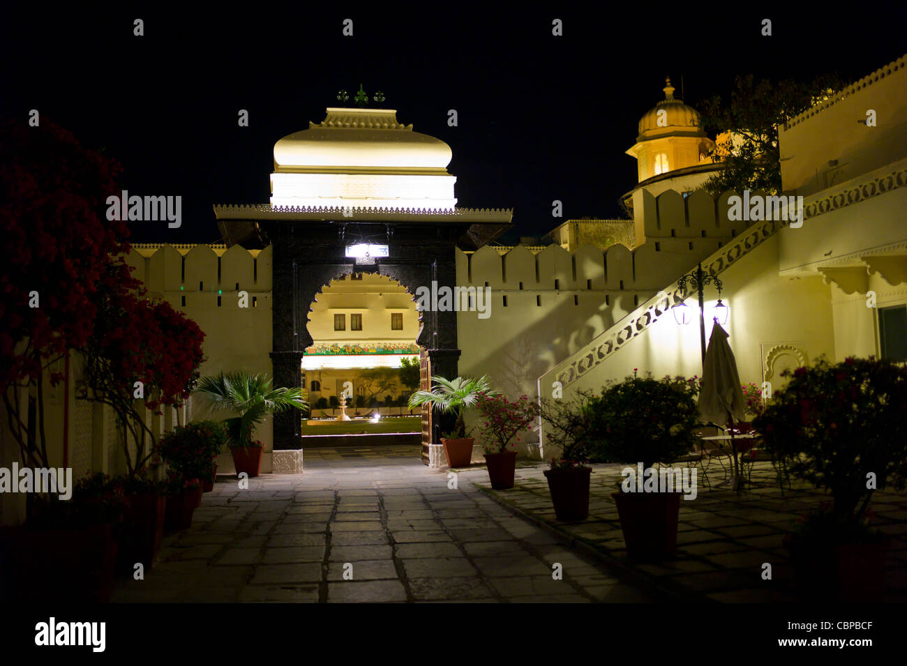 Shiv Niwas Palace Hotel courtyard and fountain, of HRH Hotels