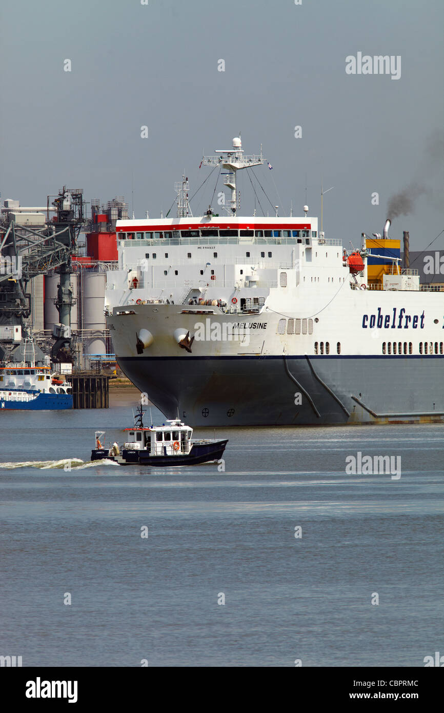 A Cobelfret ship arriving at Thurrock, London Stock Photo - Alamy