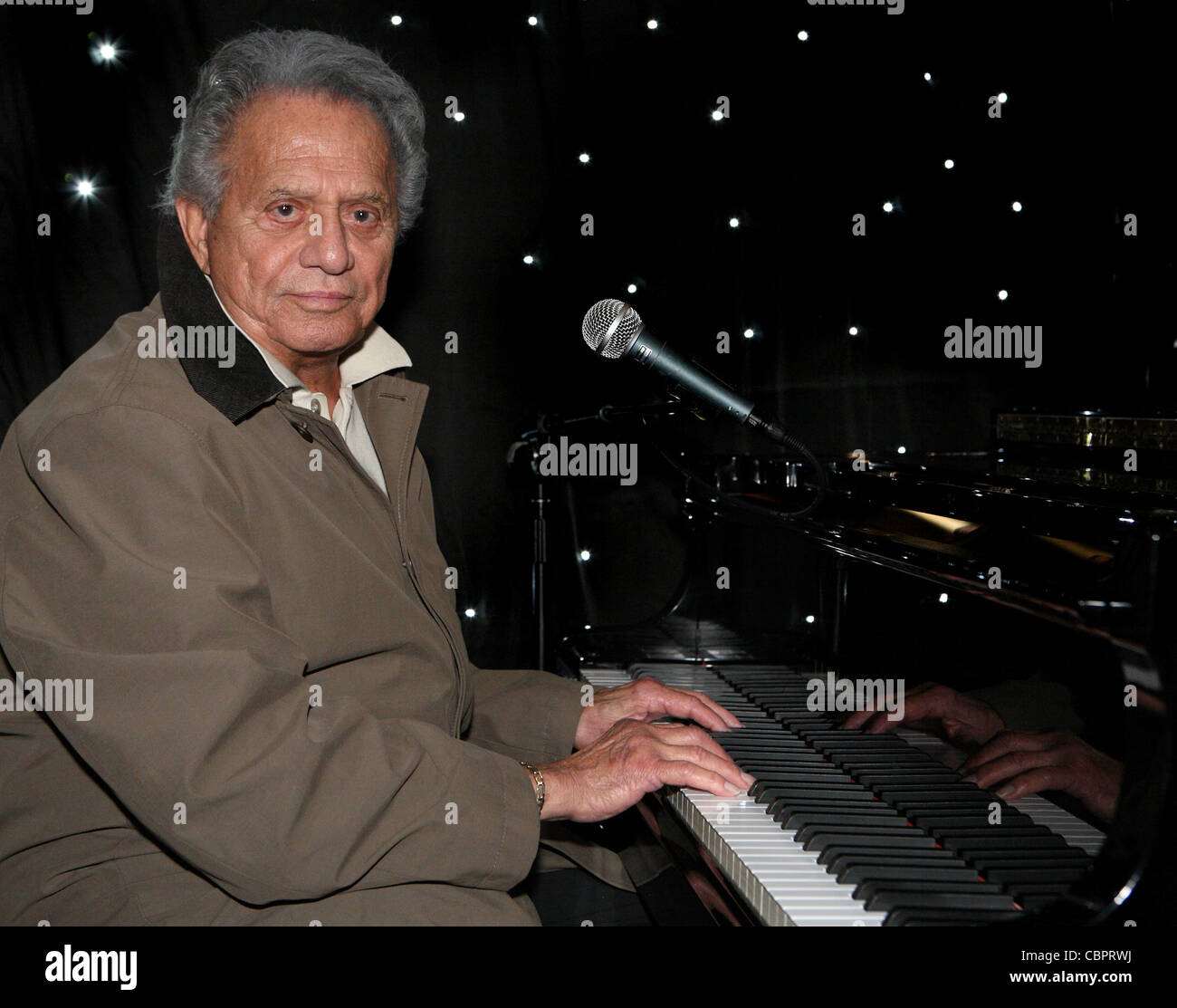 Buddy Greco Us singer Stock Photo Alamy