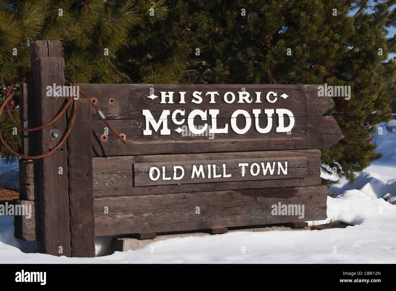 USA, California, Northern California, Northern Mountains, McCloud, town