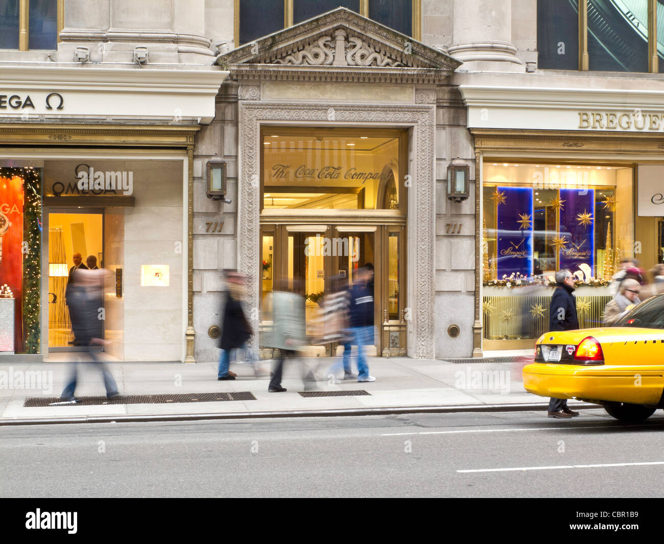 711 fifth avenue hires stock photography and images Alamy