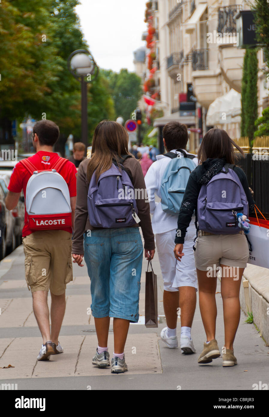 Moving busy girls teenagers hi-res stock photography and images - Alamy