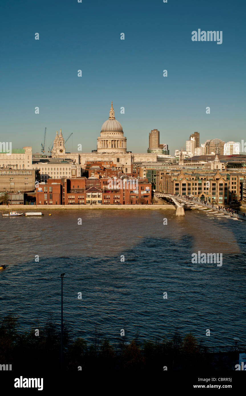 View from Members lounge at Tate Modern, London. Looking towards St Paul's Cathedral. Stock Photo
