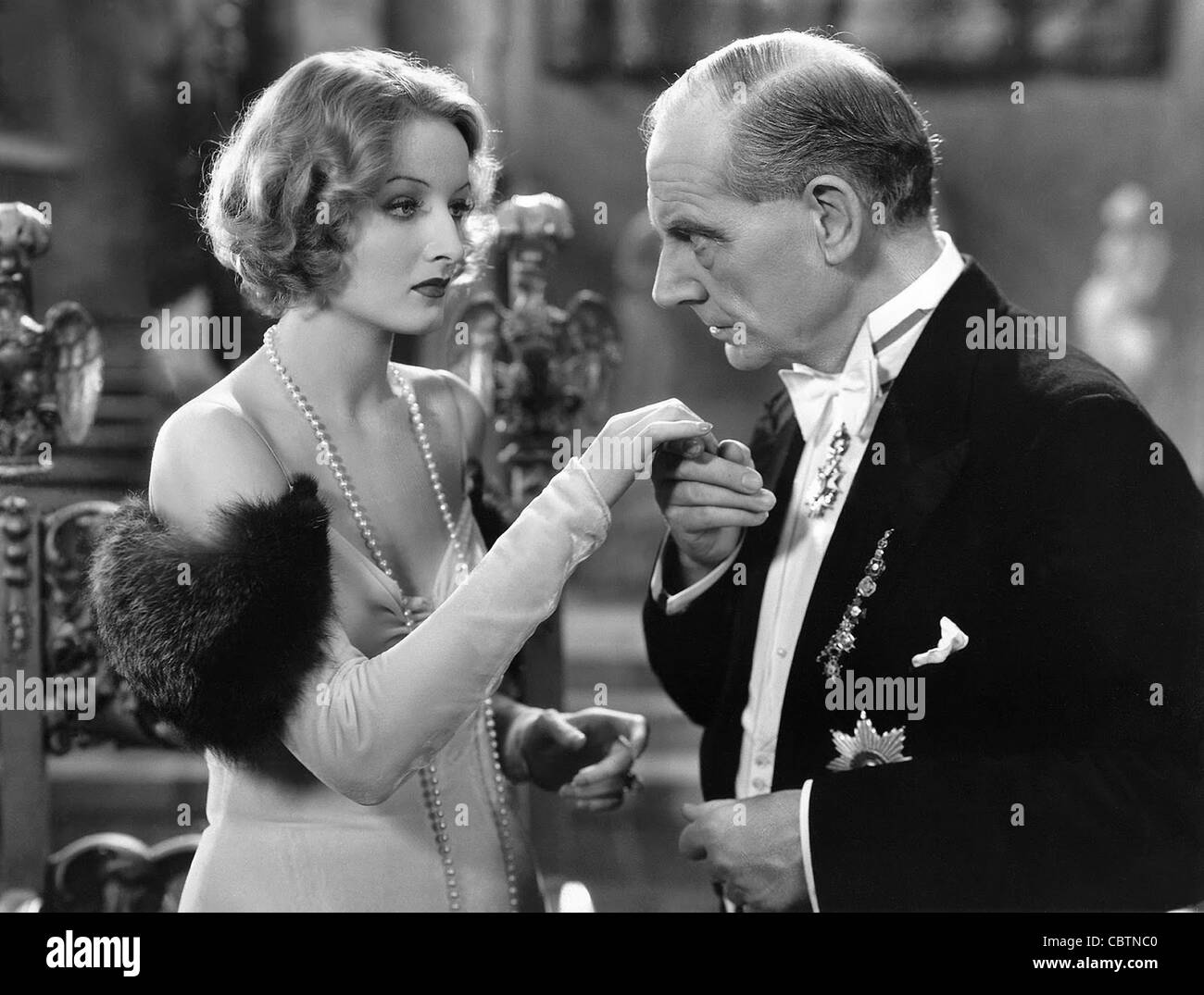 SECRETS OF THE FRENCH POLICE (1932) GWILI ANDRE A.EDWARD SUTHERLAND (DIR) 001 MOVIESTORE COLLECTION LTD Stock Photo