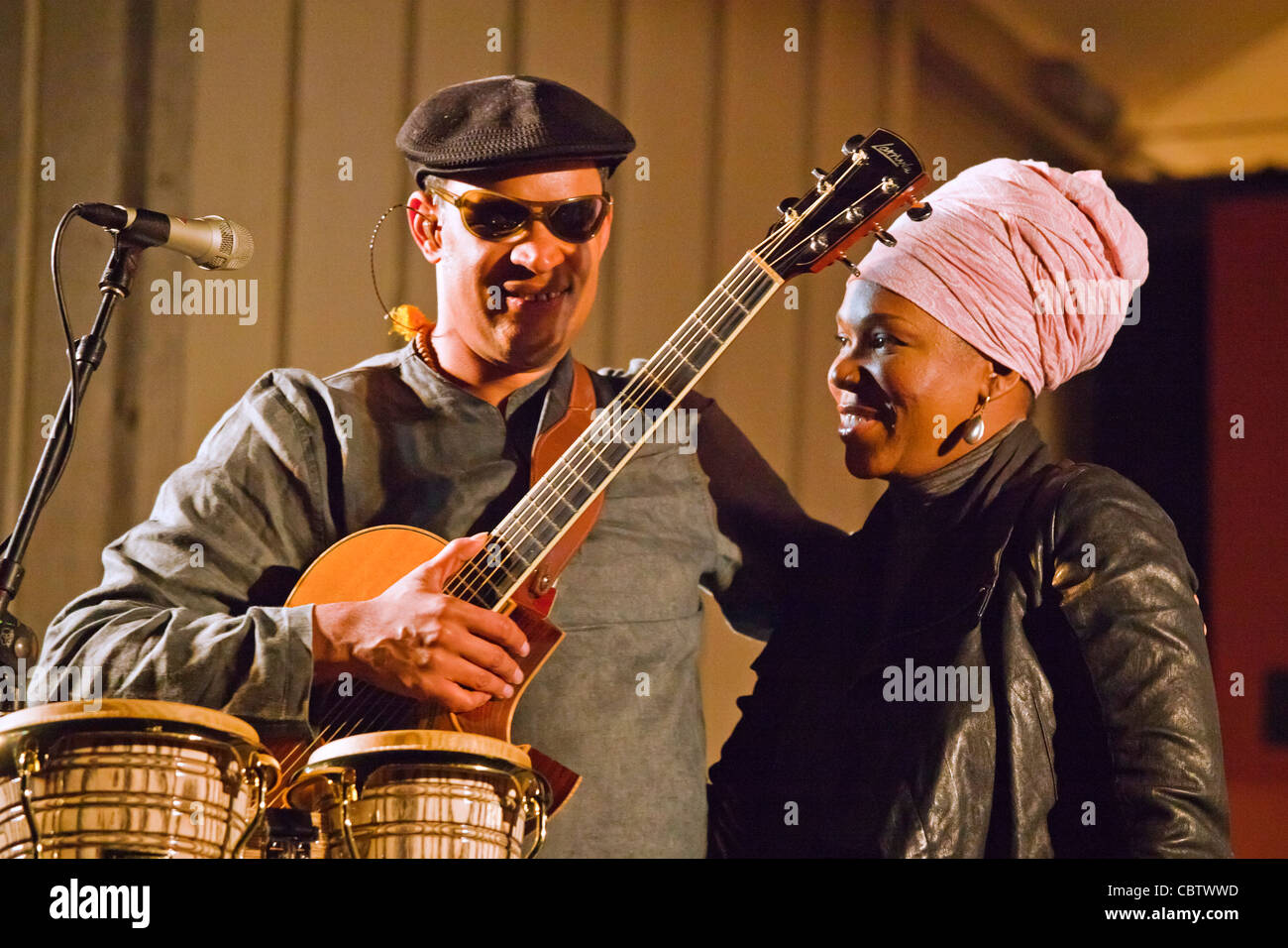 INDIA ARIE sings with RAUL MIDON on the Garden Stage - 54TH MONTEREY JAZZ FESTIVAL 2011 Stock Photo