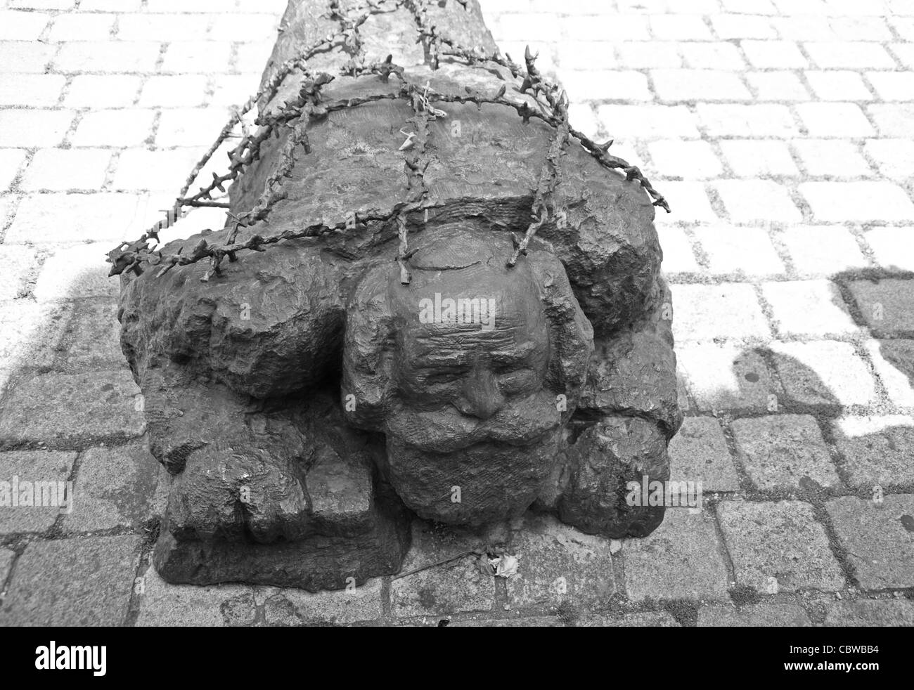 old man in wire sculpture cast iron symbol struggle Vienna Stock Photo