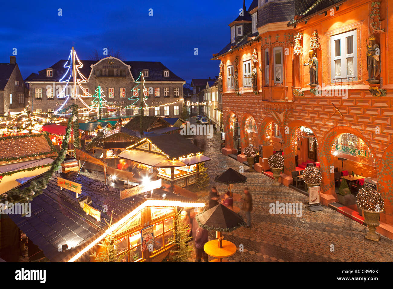 Christmas Market at the market square of Goslar, Harz Mountains, Lower ...