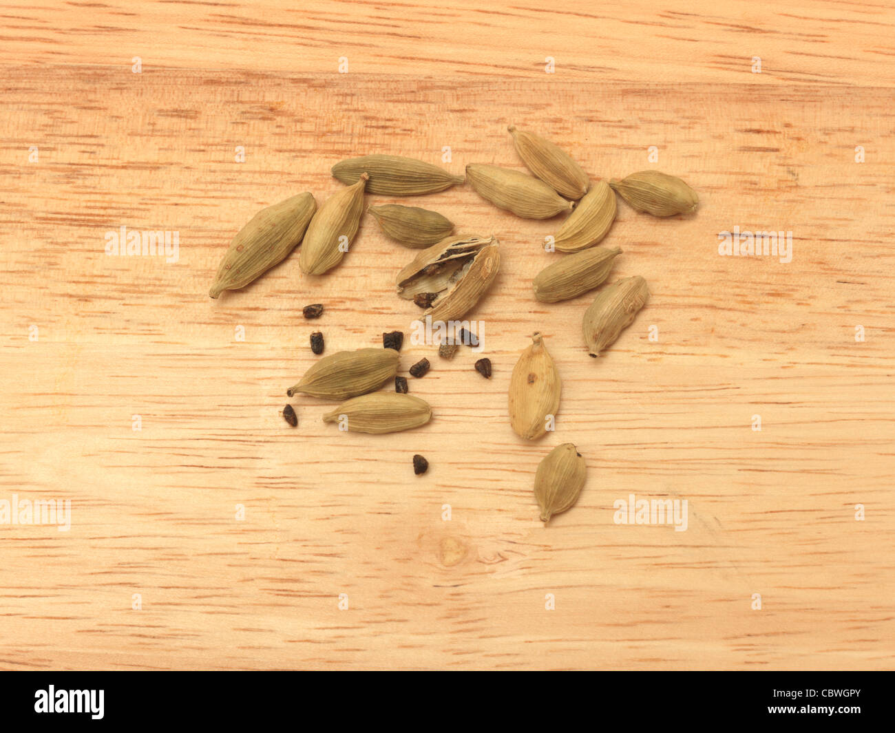 Cardamom Pods And Seeds Stock Photo Alamy