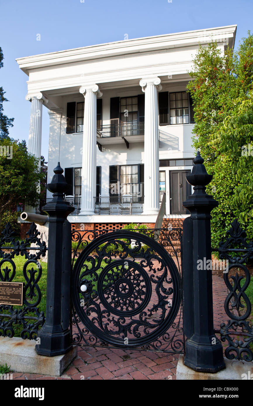 Cannonball House & Museum in Macon, Georgia. A Greek Revival mansion built in 1853, this was the only house in Macon struck by a Stock Photo