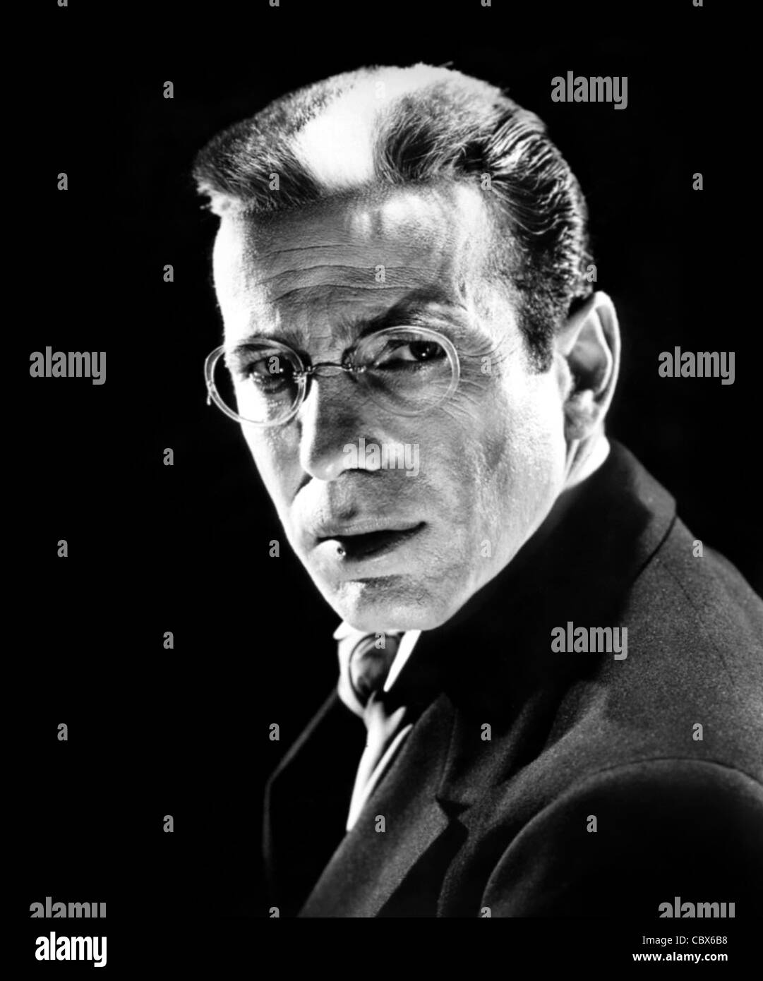 Humphrey Bogart The Doctor X Stock Photo Alamy
