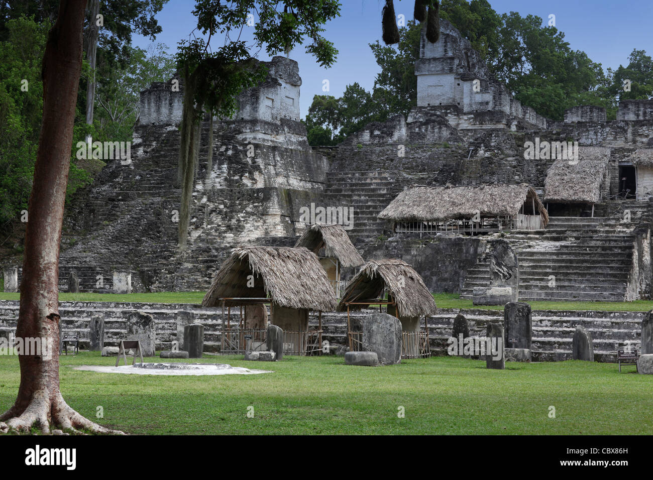 Ancient Maya buildings and temples, Tikal, Guatemala Stock Photo